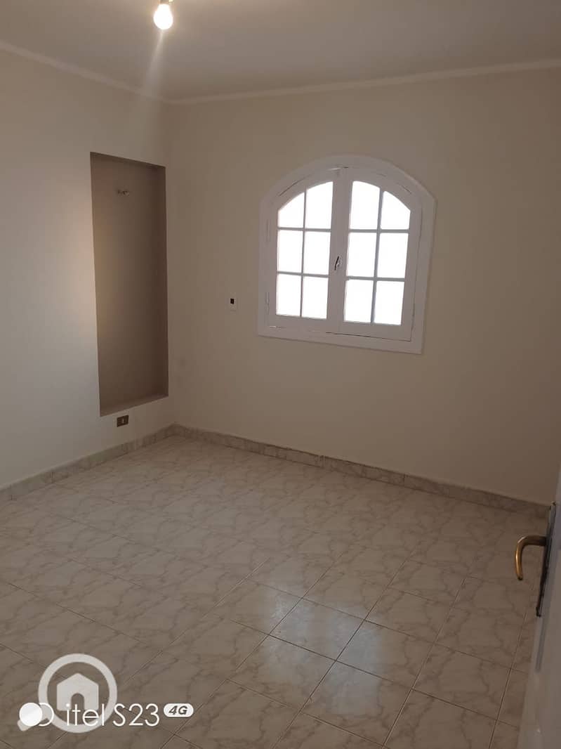 7 a37f02dc-4581-49ab-8625-129ed57f00f7. jpeg