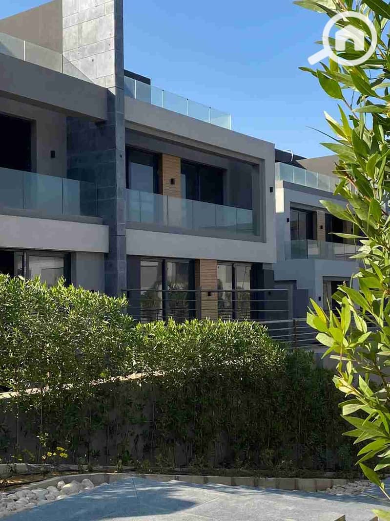 5 IMG_20251008_221023_866. jpg