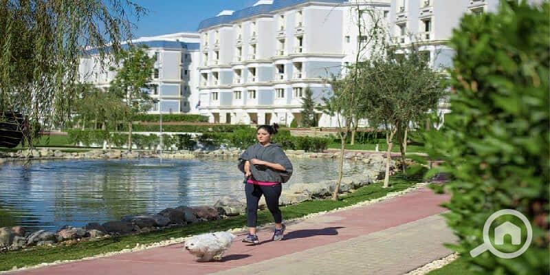 8 كمبوند-ماونتن-فيو-هايد-بارك-التجمع-الخامس (1). jpg