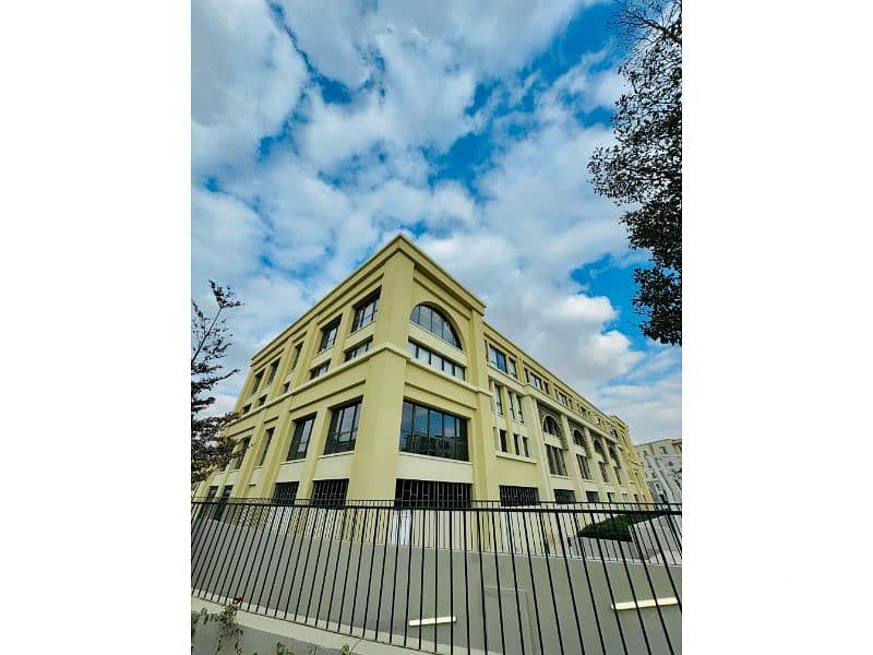 2 f8e029cf-b4af-43d2-b1d7-6e39b517583d. jpg