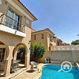 8 580803962_1553667722737367_158589226754005541_n. jpg