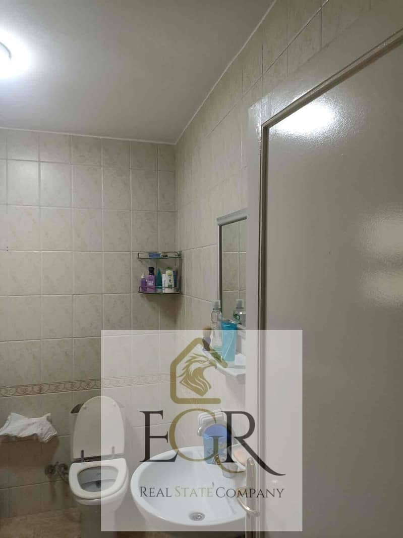 8 a51f25b4-e65d-4056-94a7-94490c9817b4. jpg