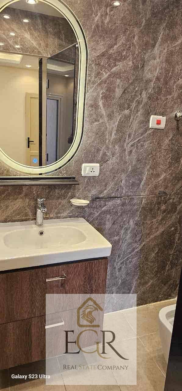 8 762f5ba8-a2f3-49cd-ac1e-858b3144c22b. jpg