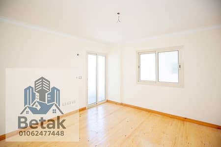 3 Bedroom Flat for Rent in Smoha, Alexandria - للايجار شقة 175 كومبوند انطونيادس سيتى سموحة