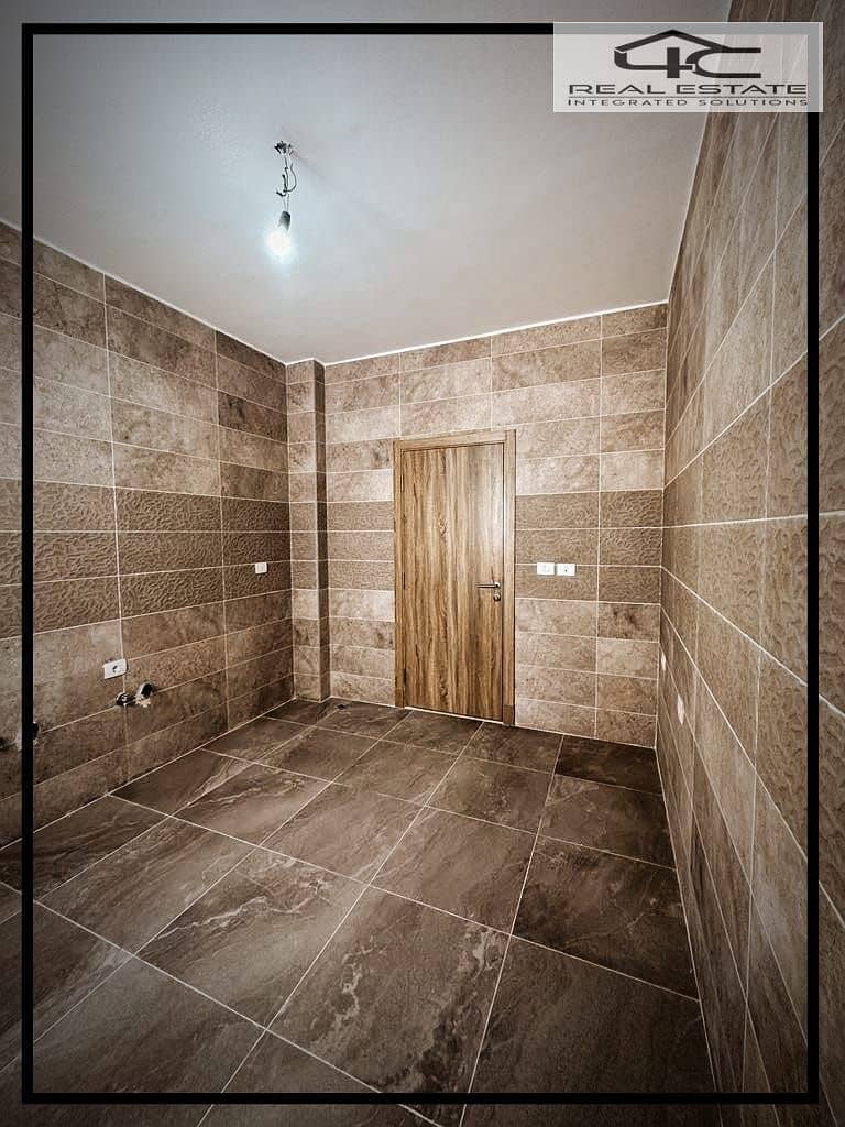 2 WhatsApp Image 2025-12-02 at 11.53. 11. jpeg