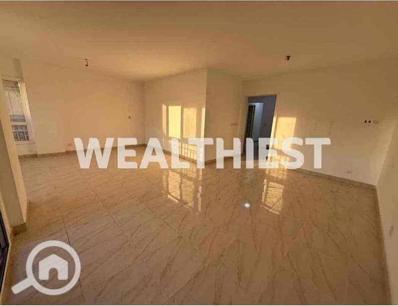 8 044f683a-1eb4-4f1d-8989-8f5d7a1b418a. jpg