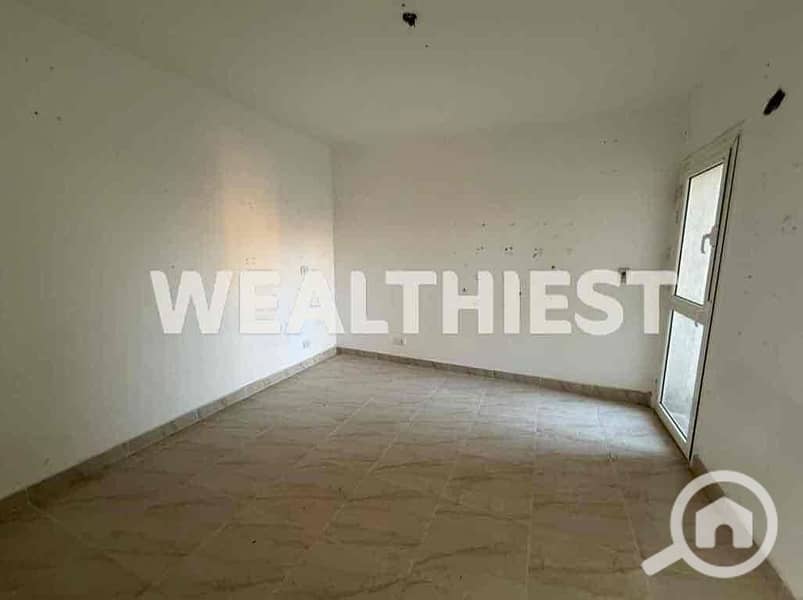 14 17fc5292-9f07-4847-8d92-66939354f13f. jpg