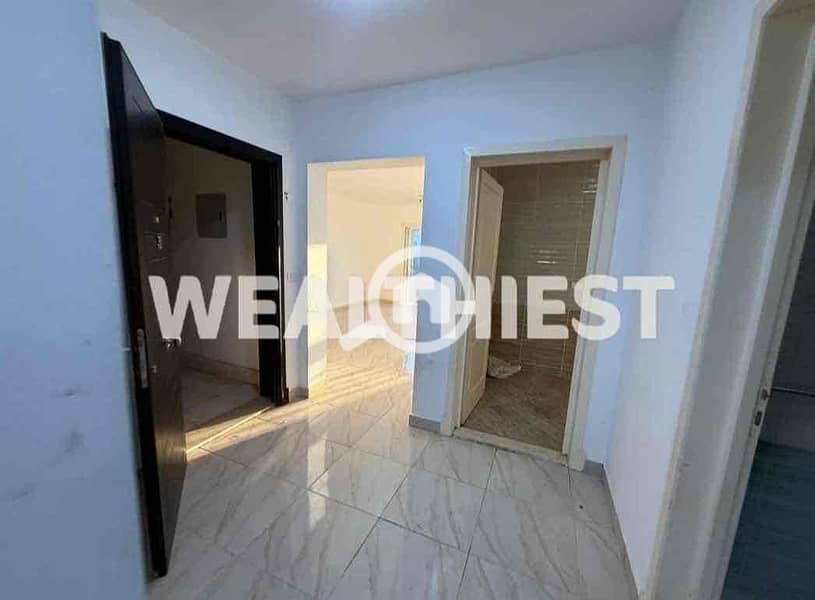 15 dae14bbf-30c3-4409-8ee6-f7c40013aa3a. jpg