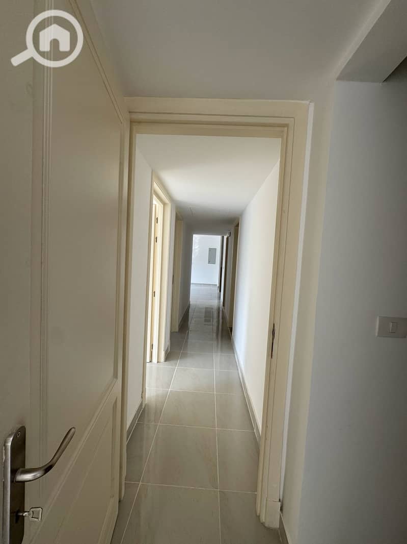 8 65141b5f-a7f5-44c0-b1cb-ceb2f1d50eec. jpg