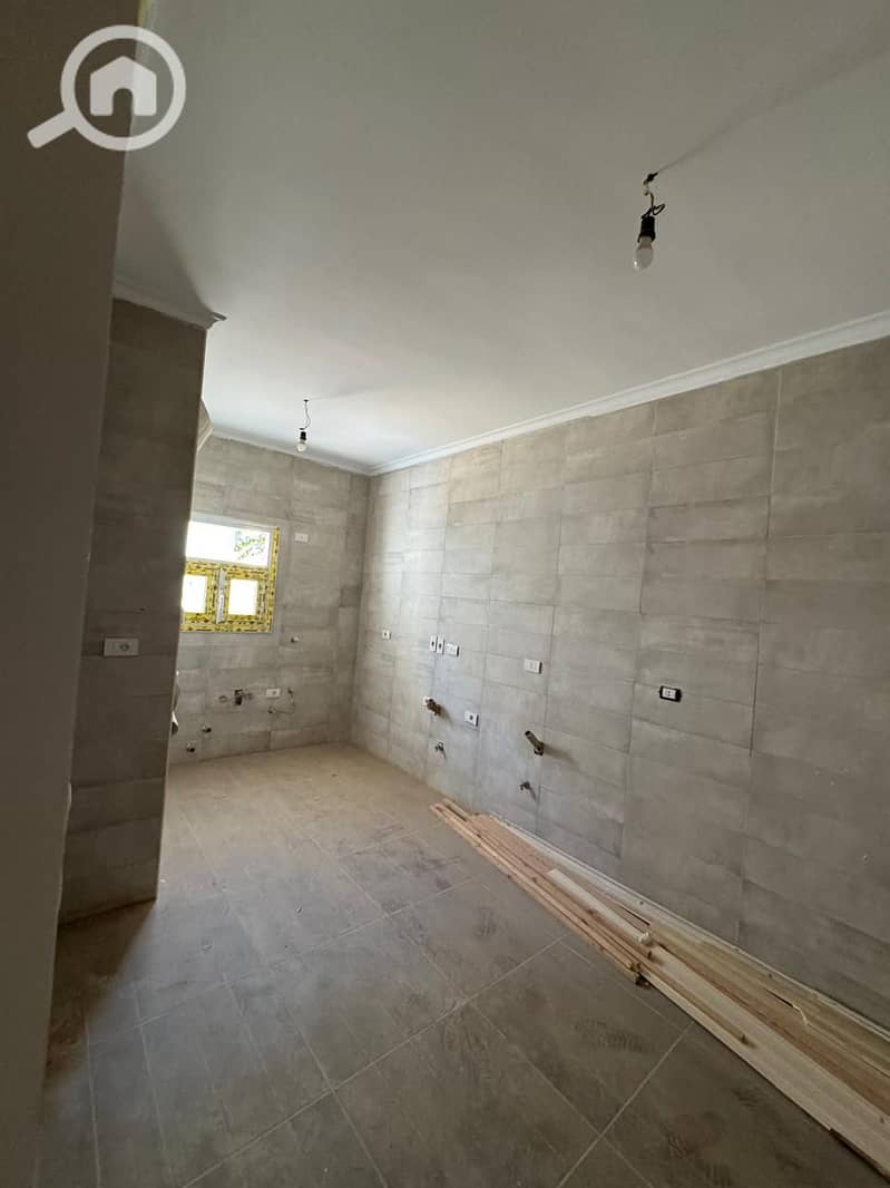 3 4c86d7df-ccfc-476d-a213-04940e5b5965. jpeg