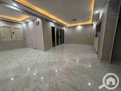 شقة 3 غرف نوم للايجار في 6 أكتوبر، الجيزة - IMG-20251201-WA0007. jpg