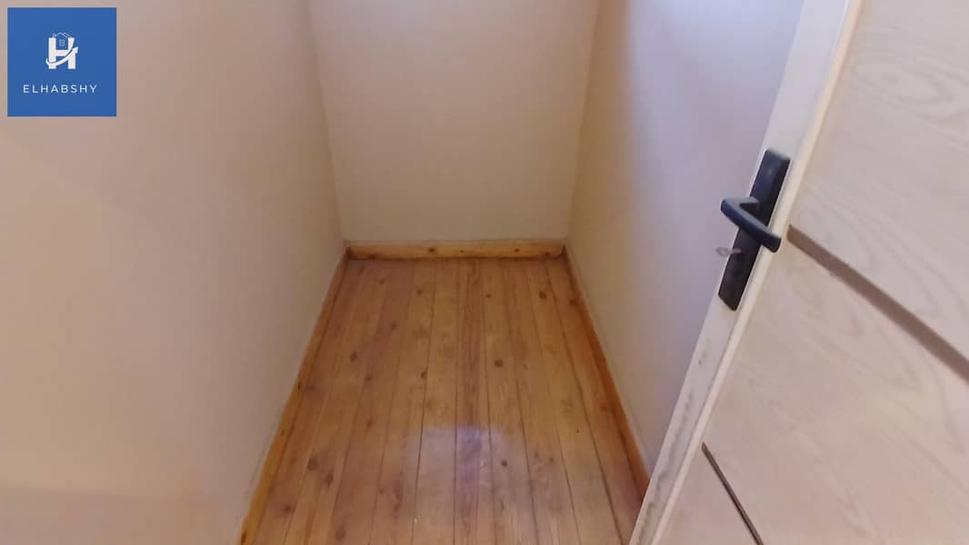 9 شقة للبيع فى المهندسين  فى شارع عبد المنعم رياض الرئيسى240م  فيو رائع تشطيب حديث  (9). jpg