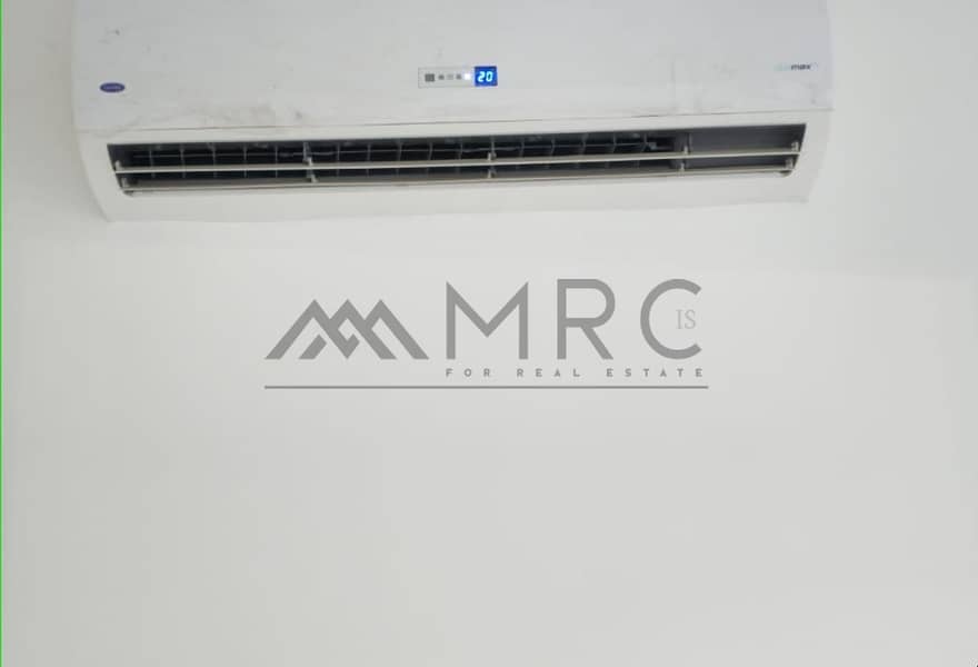 8 b211a21c-9174-4c39-abbe-47a9d4e357f3. jpg