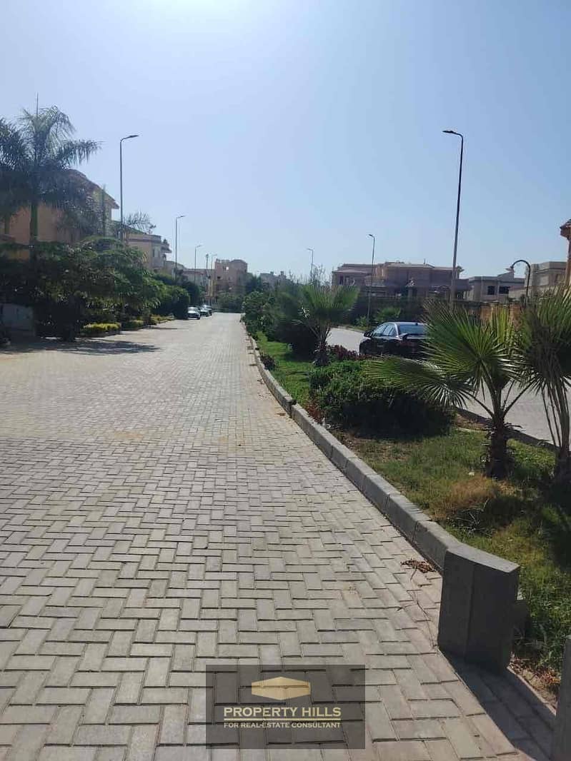 6 038f2c95-cafd-4728-8ec7-c3772a61c054. jpg