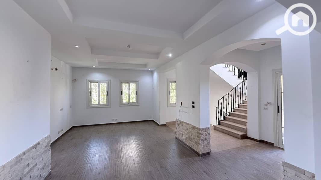 15 119578dc-a3e7-46fd-840a-07b8a02608b2. jpg