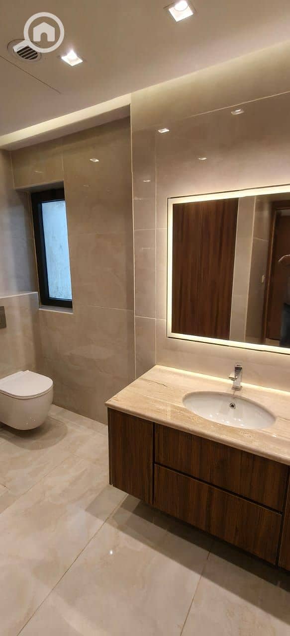 5 WhatsApp Image 2025-12-02 at 3.14. 11 PM (2). jpeg