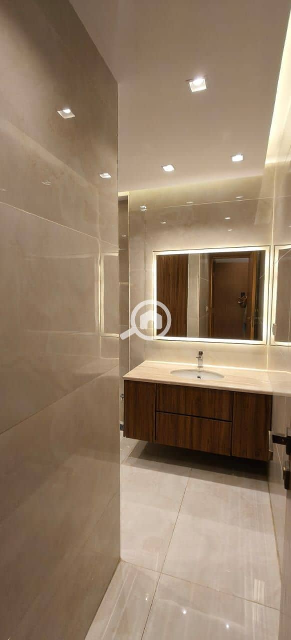 8 WhatsApp Image 2025-12-02 at 3.14. 15 PM (1). jpeg