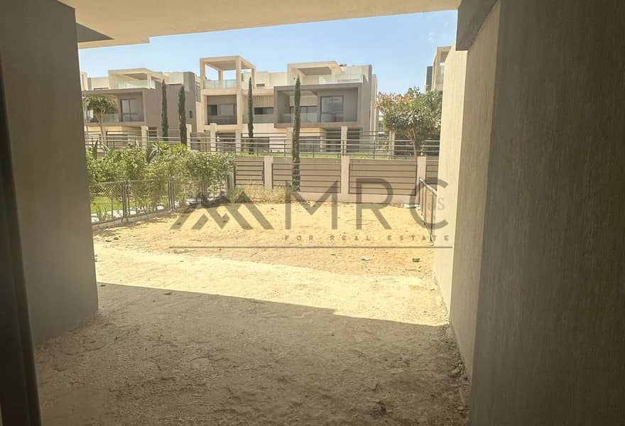 7 81ed915d-9f83-44ce-8ad6-8e11bb7daa1d. jpg