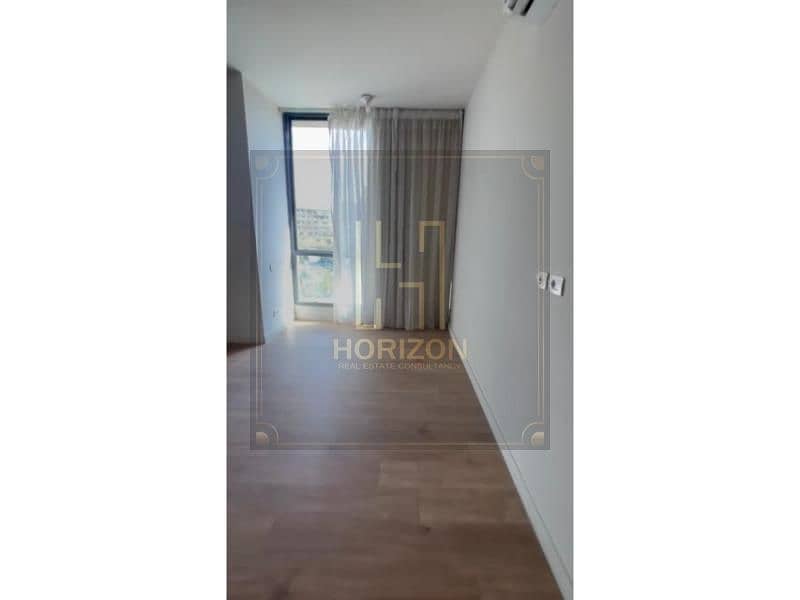 4 WhatsApp Image 2025-11-25 at 4.51. 31 PM. jpg