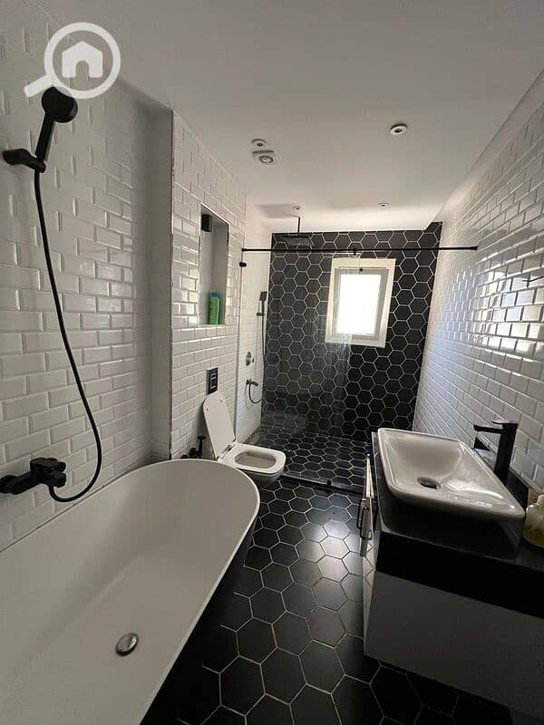 12 IMG-20251120-WA0143. jpg