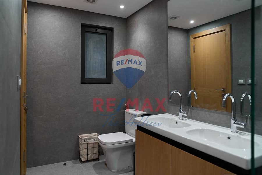 4 WhatsApp Image 2025-12-03 at 11.10. 21 AM. jpeg