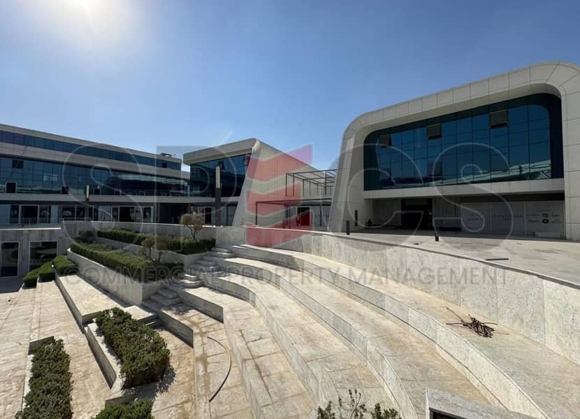 79e94571-129d-4ab4-af45-2fe7f48ba860. jpg