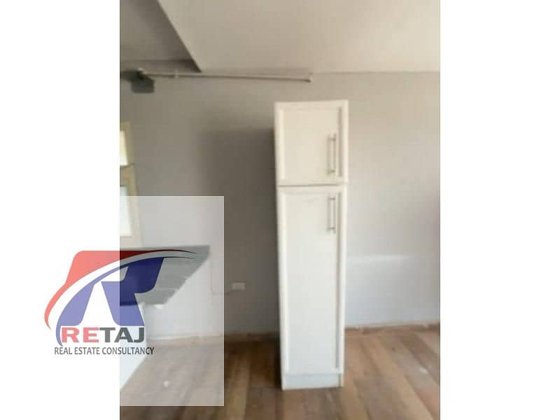 2 6e757c7a-fd8c-41b1-8748-d33892c9d90f. jfif. jpg