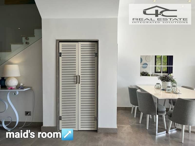 4 WhatsApp Image 2025-12-03 at 1.05. 35 PM (1). jpeg