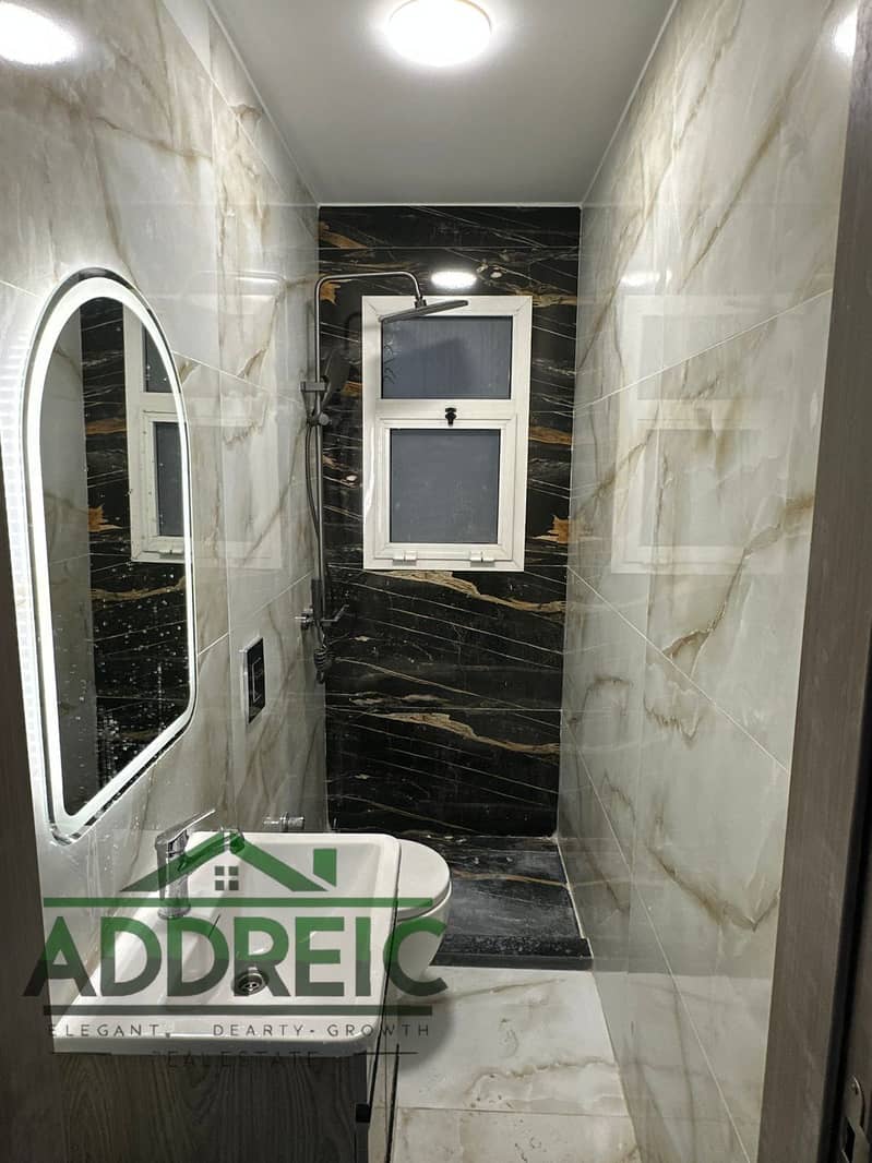 10 WhatsApp Image 2025-09-24 at 6.23. 17 PM. jpeg