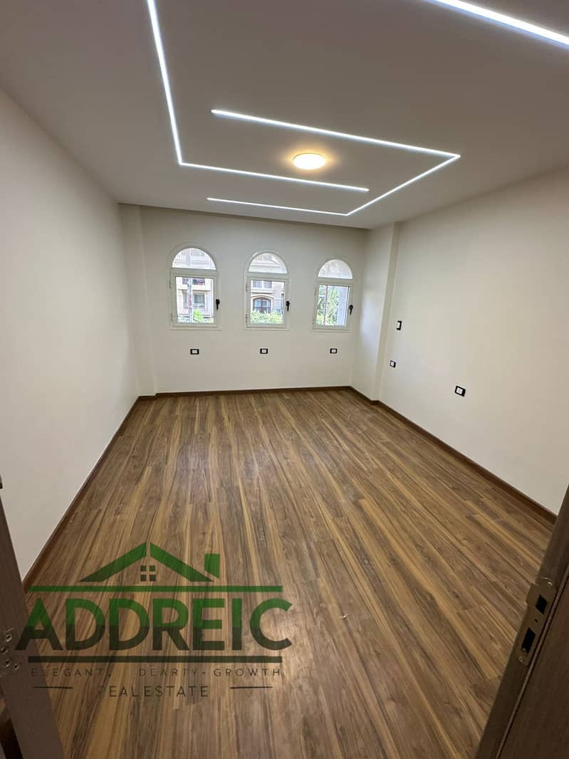 11 WhatsApp Image 2025-09-24 at 6.23. 16 PM. jpeg