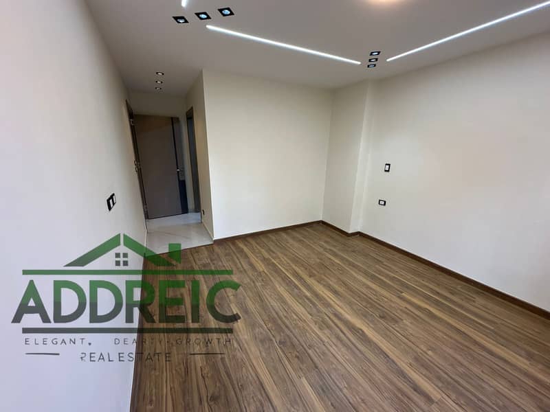 12 WhatsApp Image 2025-09-24 at 6.23. 15 PM. jpeg