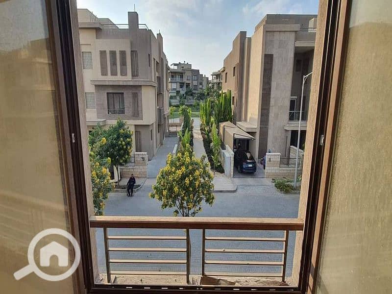 9 465405001_10221338527733141_164190980691795553_n_800x600. jpg