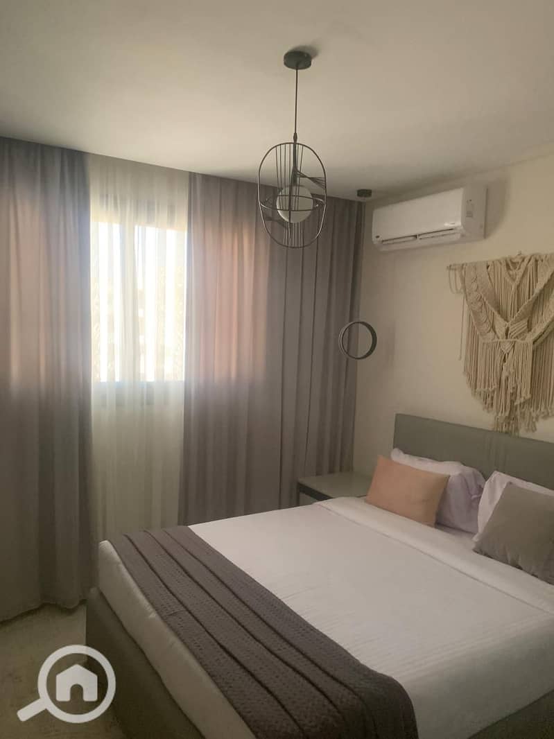 2 30cce7d6-f835-4785-8e8e-4208b104fa6a. jpg