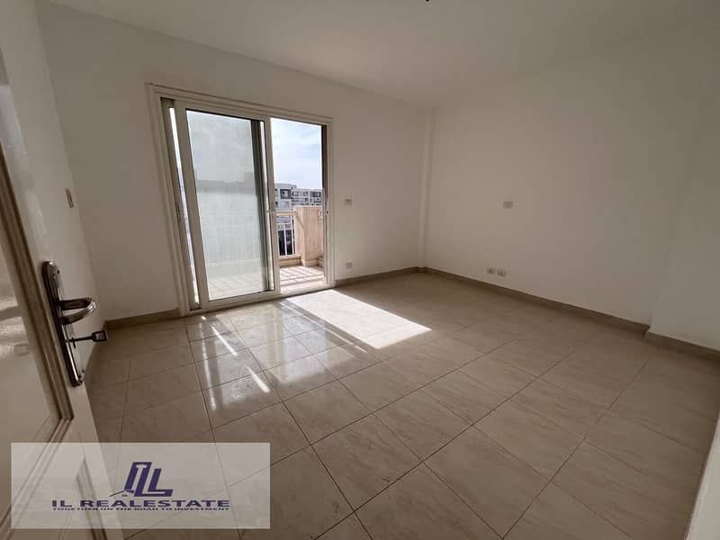 14 c34018e2-a3b7-4d74-a5f0-3c79174b82ed. jpg