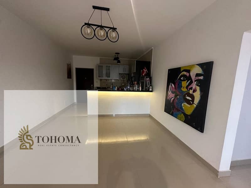 4 e76bb0f8-d05f-454e-b4d2-1b4f4c3e1764. jpg