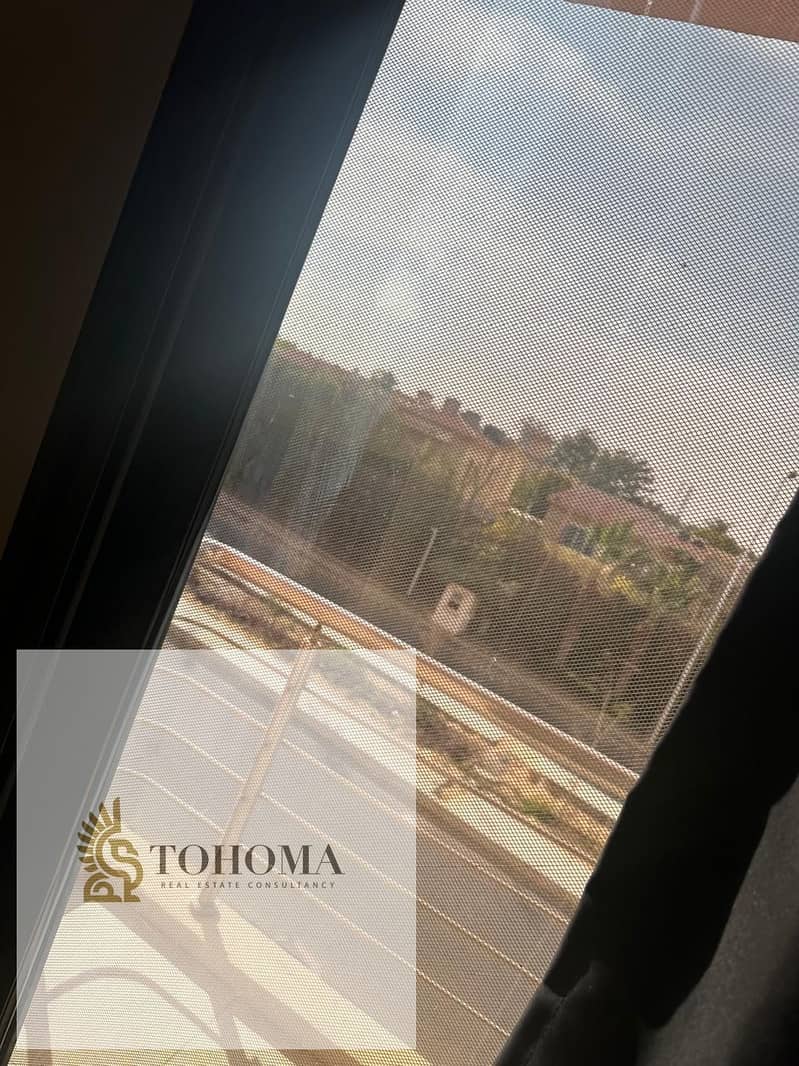 5 ce76bc4e-6d59-406a-9361-e8c09bf97a16. jpg