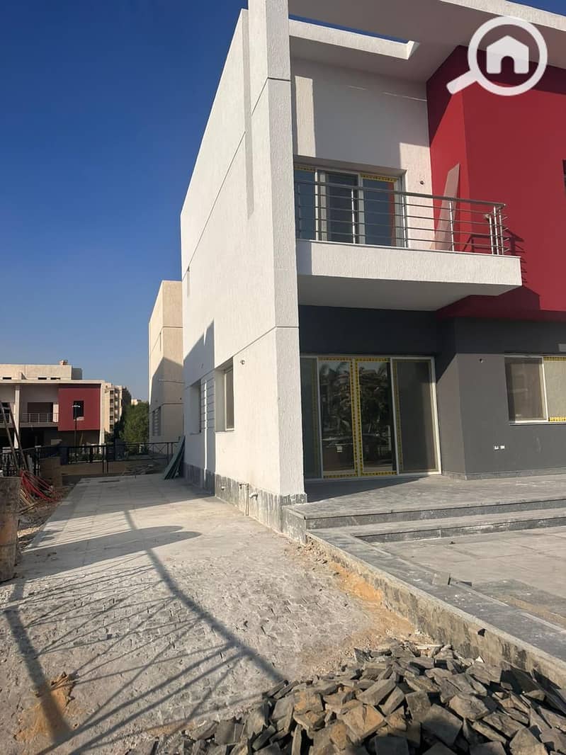 4 6ccf400f-1084-4573-9ab1-1d8221df1935. jpg