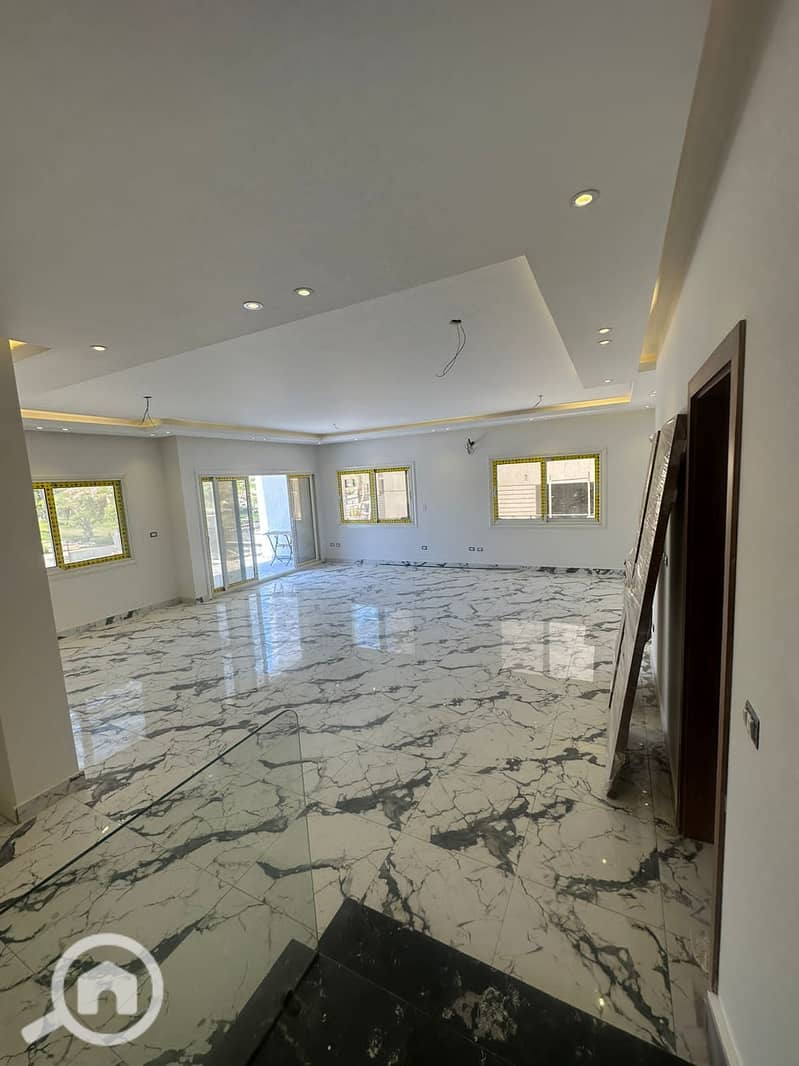 6 62c8d23c-283c-487c-bc55-010861535b53. jpg