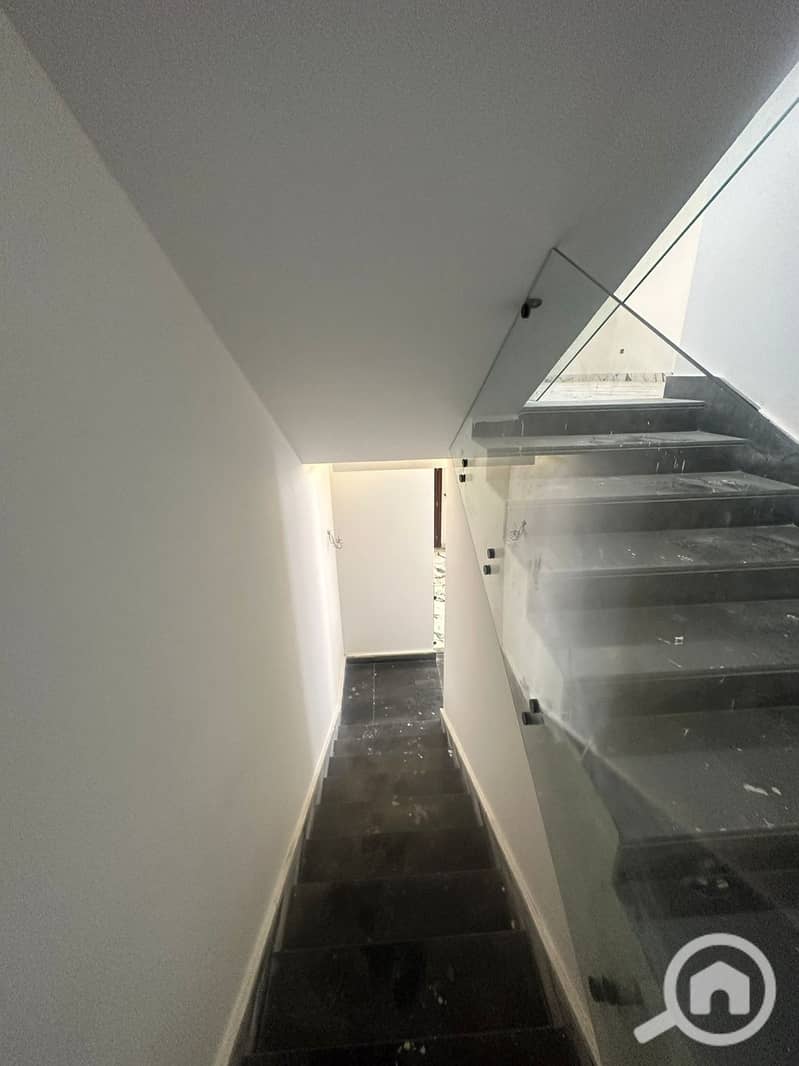 7 94e03c3a-214f-40df-82ee-32f36ca1f5e5 - Copy. jpg