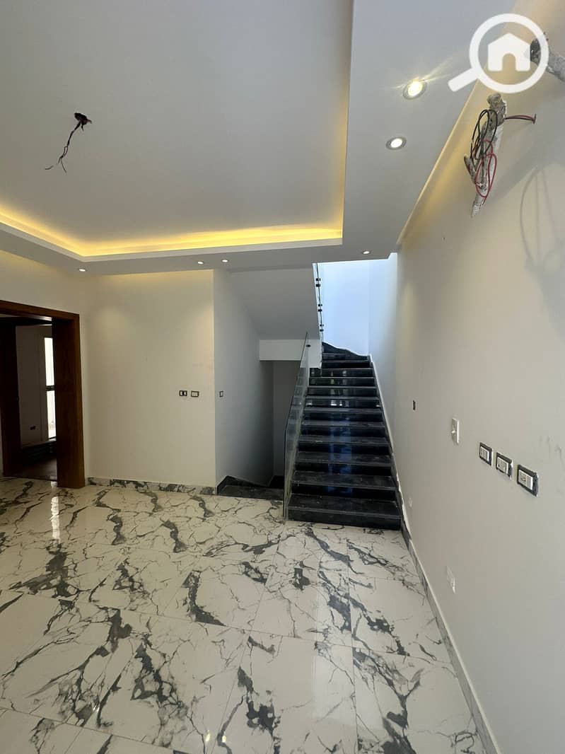 9 477e0067-6788-4a2c-8212-ca1614d27a75 - Copy. jpg