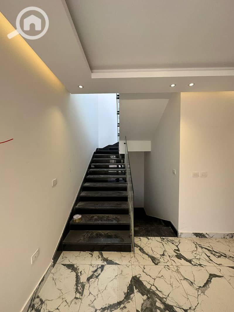 15 25961e32-e736-4d00-bdb1-3faa699a505f. jpg