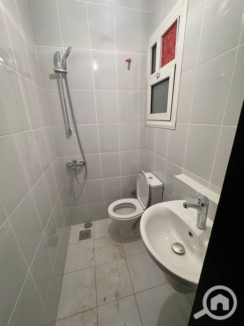 5 IMG-20251203-WA0035. jpg