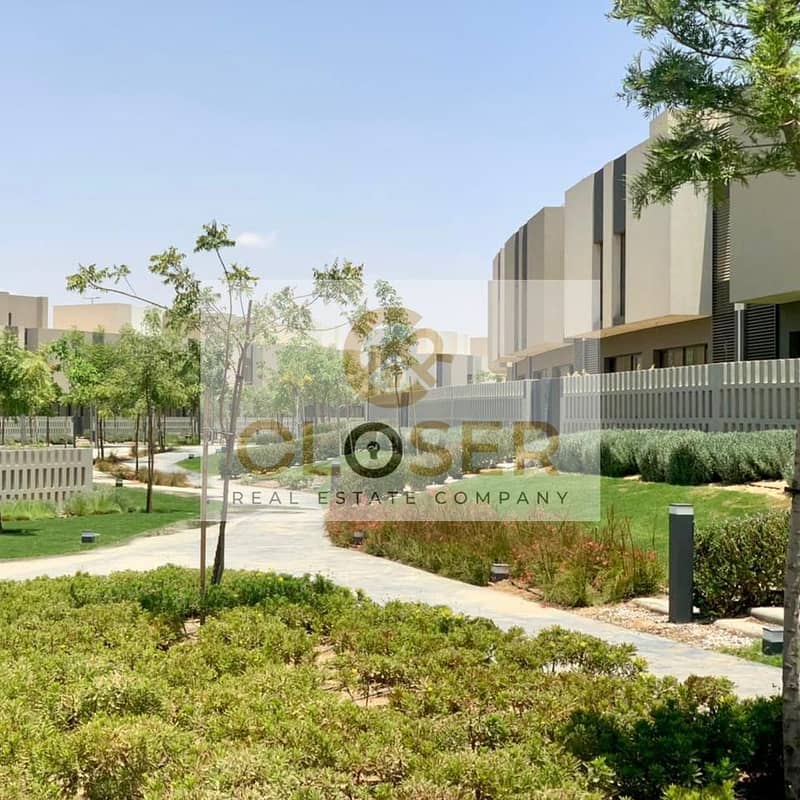 13 b5d97974-f551-41a2-b113-d70edaa6d5ae. jpeg