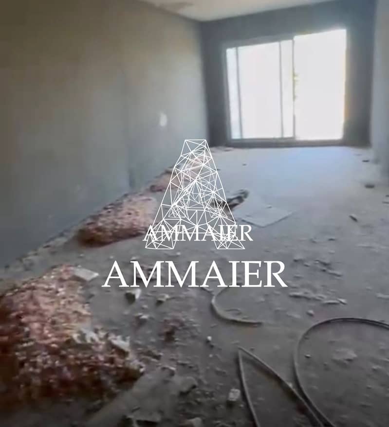 6 ce4c555d-8e51-4b5f-9f9c-afb0676cd1a3. jpg