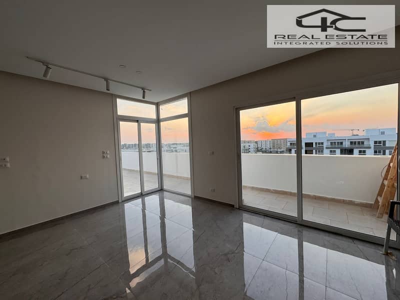 10 WhatsApp Image 2025-12-02 at 12.48. 49 PM. jpeg