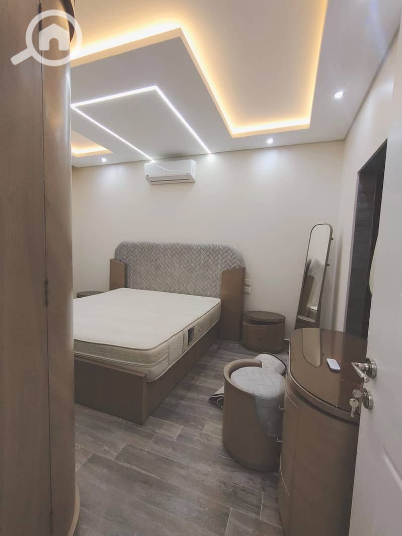 8 09b32746-12fb-465b-bf84-746058103258. jpeg