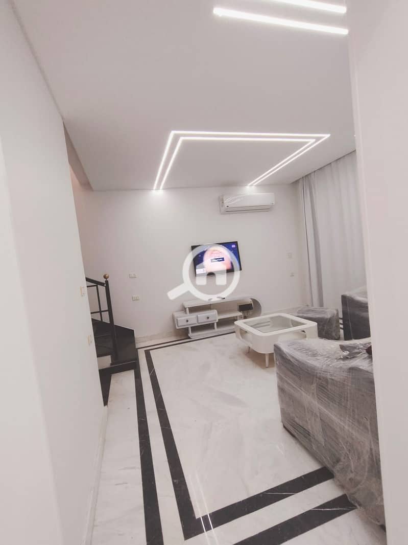 21 317079e5-5932-42ac-8975-8f8d3bdf91e7. jpeg