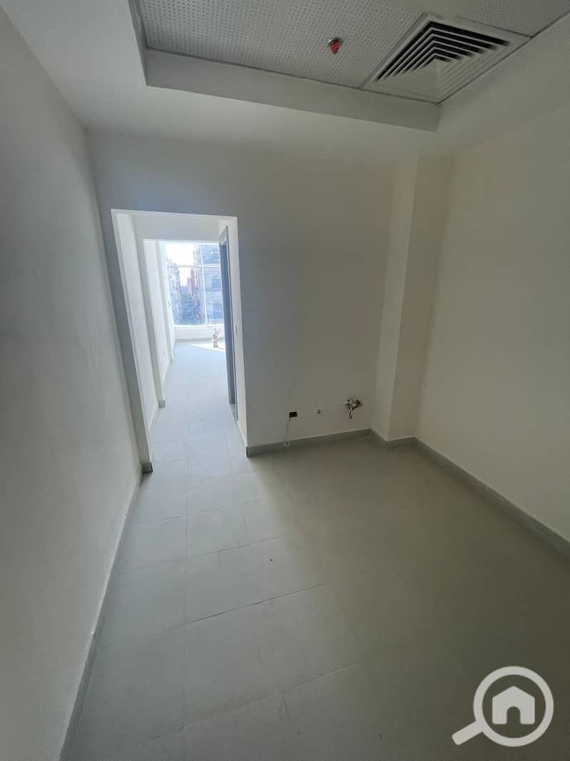 11 WhatsApp Image 2025-12-02 at 3.35. 05 PM. jpeg