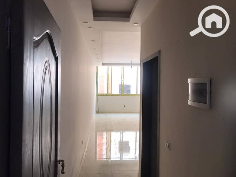 4 WhatsApp Image 2025-10-19 at 15.14. 00_96439420. jpg