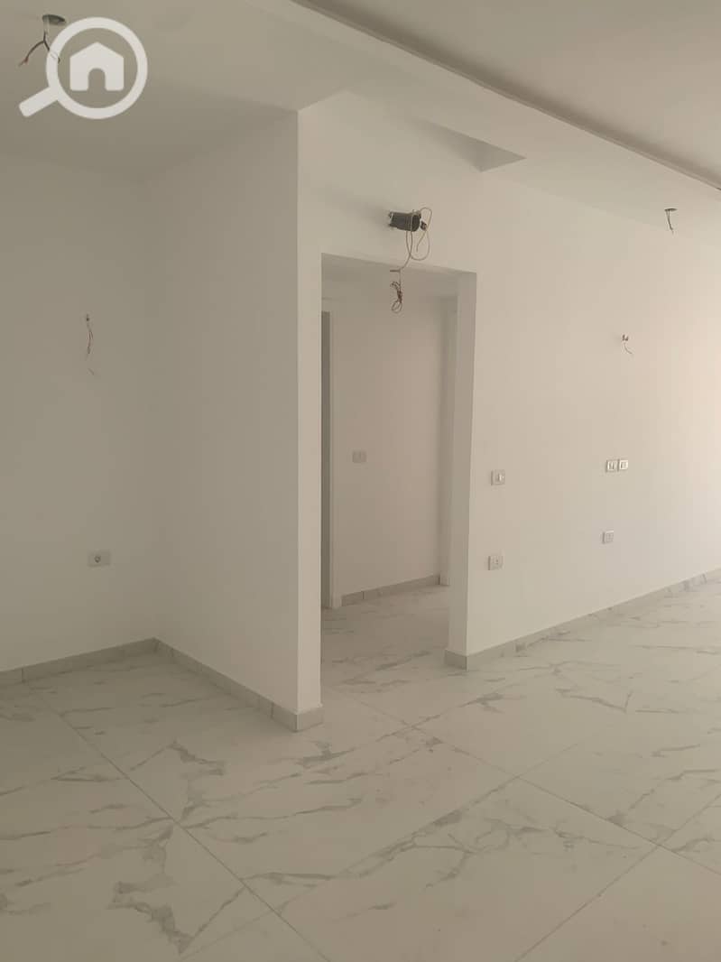 7 1c2eab72-f91a-42eb-8758-ddb21629957c. jpg